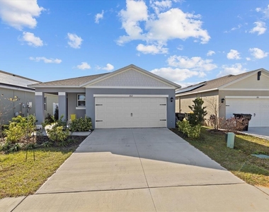 1807 Brisbane Place - Photo Thumbnail 1
