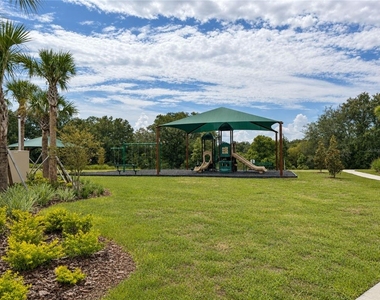 869 Ambleside Drive - Photo Thumbnail 17