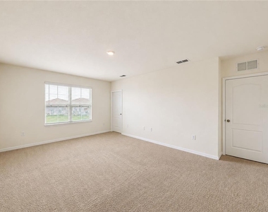 869 Ambleside Drive - Photo Thumbnail 8