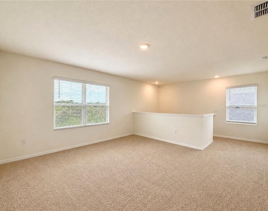 869 Ambleside Drive - Photo Thumbnail 7