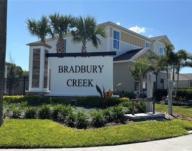 869 Ambleside Drive - Photo Thumbnail 15