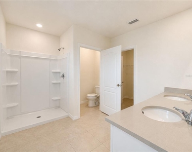 869 Ambleside Drive - Photo Thumbnail 12