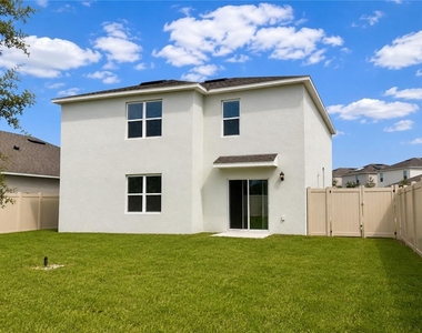 869 Ambleside Drive - Photo Thumbnail 3