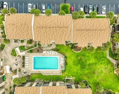 568 Orange Drive - Photo Thumbnail 18