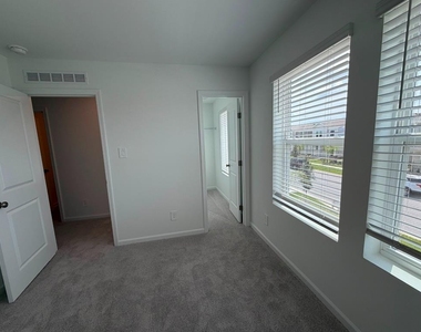 6020 Wellbeing Way - Photo Thumbnail 24