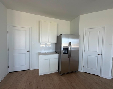 6020 Wellbeing Way - Photo Thumbnail 4