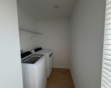 6020 Wellbeing Way - Photo Thumbnail 25