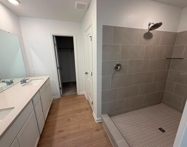 6020 Wellbeing Way - Photo Thumbnail 19