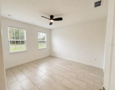 2741 W Rutland Drive - Photo Thumbnail 4