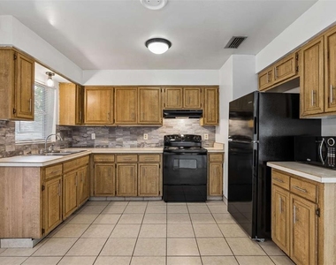 1544 Providence Boulevard - Photo Thumbnail 1