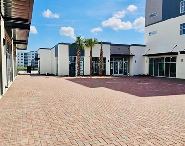 5563 Millenia Park Blvd - Photo Thumbnail 24