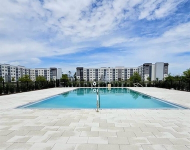 5563 Millenia Park Blvd - Photo Thumbnail 15