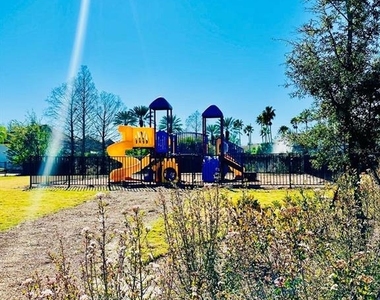 5563 Millenia Park Blvd - Photo Thumbnail 25