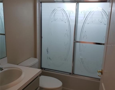 31316 Triborough Drive - Photo Thumbnail 6
