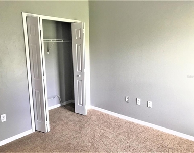 120 Nicholas Court - Photo Thumbnail 13