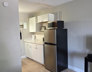 7900 S Orange Blossom Trail - Photo Thumbnail 7