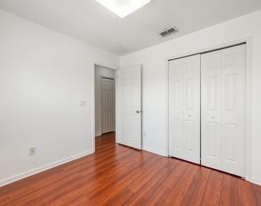 11935 Great Commission Way - Photo Thumbnail 20