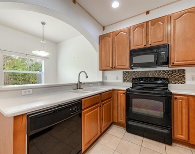 11935 Great Commission Way - Photo Thumbnail 8