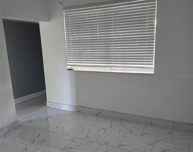 2630 Sw 55th Avenue - Photo Thumbnail 5