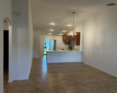 8 Buttonbush Lane - Photo Thumbnail 3
