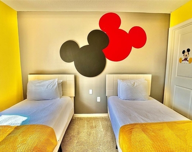 5117 Killarney Way - Photo Thumbnail 4