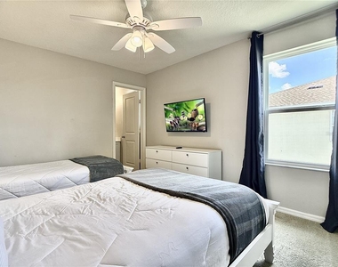 5117 Killarney Way - Photo Thumbnail 21