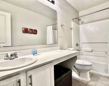 5117 Killarney Way - Photo Thumbnail 16