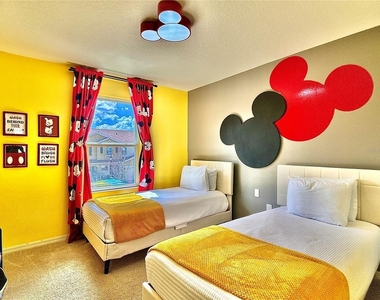 5117 Killarney Way - Photo Thumbnail 3