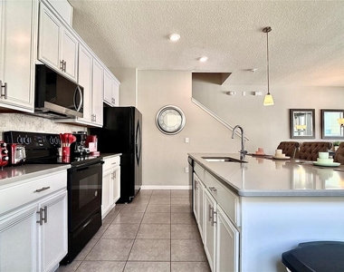 5117 Killarney Way - Photo Thumbnail 39