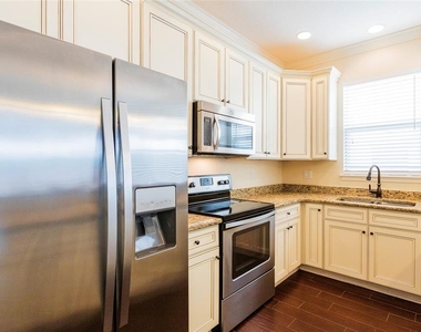 1407 E Muriel Street - Photo Thumbnail 5