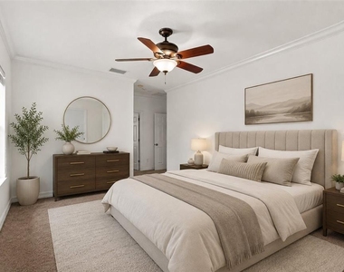 2403 S Shine Avenue - Photo Thumbnail 7