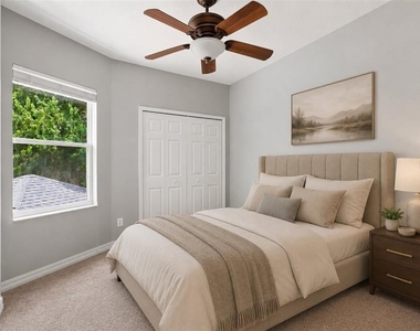 2403 S Shine Avenue - Photo Thumbnail 13