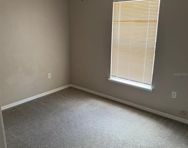 255 Lobelia Drive - Photo Thumbnail 26