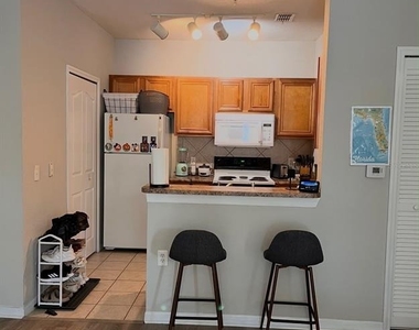 6137 Metrowest Boulevard - Photo Thumbnail 2