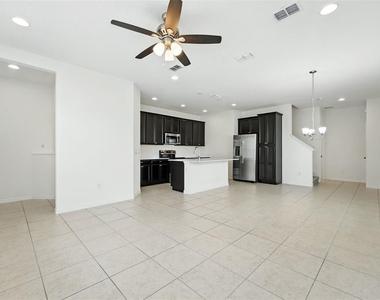8043 Basilica Lane - Photo Thumbnail 17