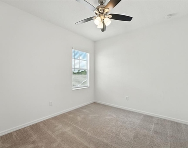 8043 Basilica Lane - Photo Thumbnail 31