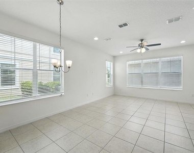 8043 Basilica Lane - Photo Thumbnail 10