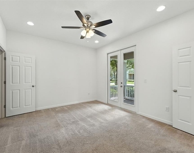 8043 Basilica Lane - Photo Thumbnail 20