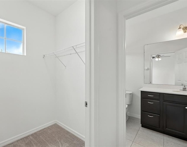 8043 Basilica Lane - Photo Thumbnail 29