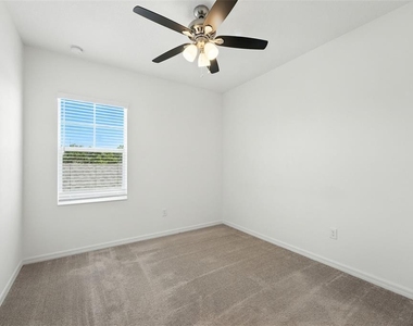 8043 Basilica Lane - Photo Thumbnail 32