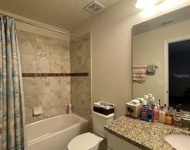 7601 Aloma Pines Court - Photo Thumbnail 16