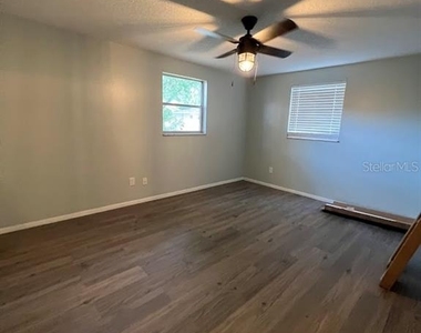 326 E Palmetto Avenue - Photo Thumbnail 1