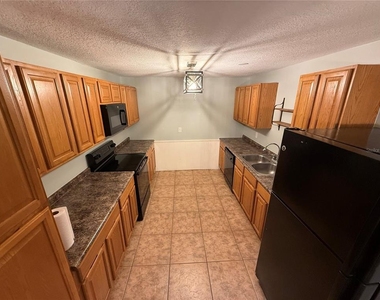 326 E Palmetto Avenue - Photo Thumbnail 7