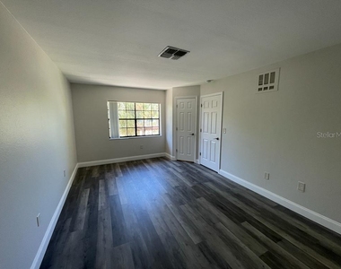 10316 Turkey Lake Road - Photo Thumbnail 13