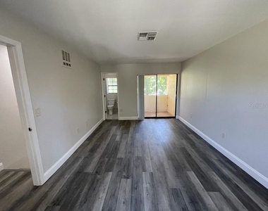 10316 Turkey Lake Road - Photo Thumbnail 14