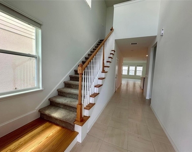 16319 Honey Harvest Street - Photo Thumbnail 4