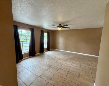 1 King Arthur Court - Photo Thumbnail 5