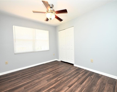 1107 King Avenue - Photo Thumbnail 12