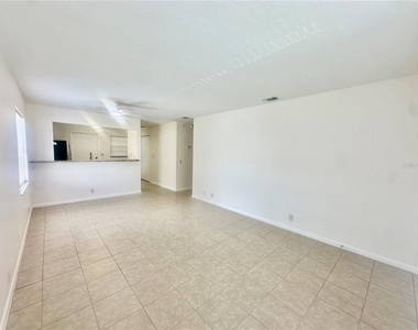 5638 Struthers Court - Photo Thumbnail 2