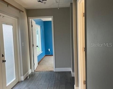 704 Butternut Place - Photo Thumbnail 24